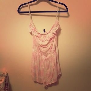 Strapless pink palm tree tropical H&M romper